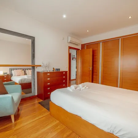 Pool & Cinema By Vacationy Villa