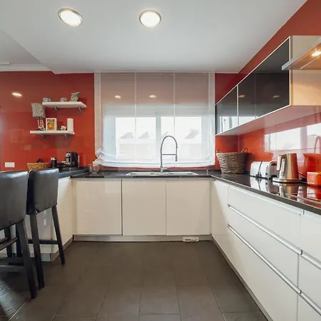 Pool & Cinema By Vacationy Porto