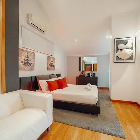 Pool & Cinema By Vacationy Oporto