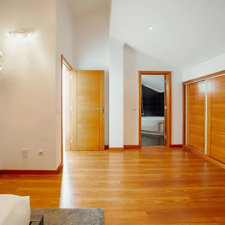 Villa Pool & Cinema By Vacationy