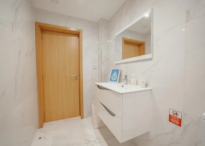 Pool & Cinema By Vacationy Порту