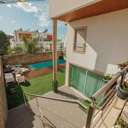 Pool & Cinema By Vacationy *