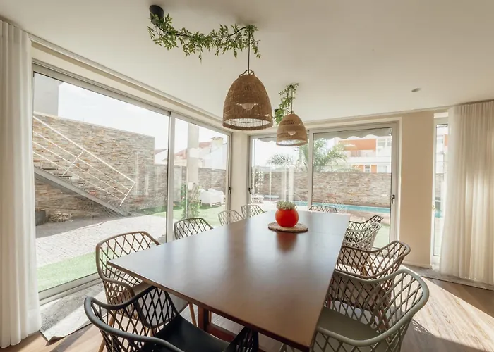 فيلة Pool & Cinema By Vacationy *