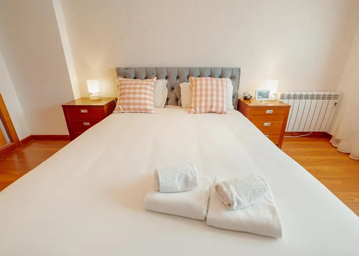 Pool & Cinema By Vacationy Villa