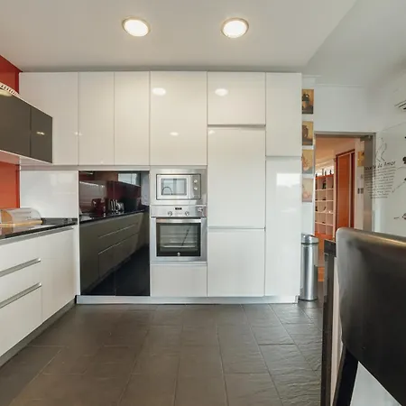 Pool & Cinema By Vacationy Porto