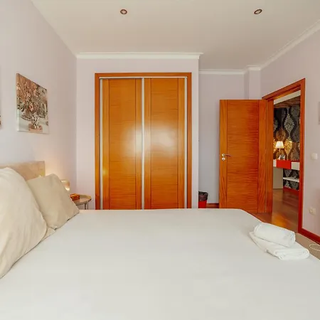 Pool & Cinema By Vacationy Villa *