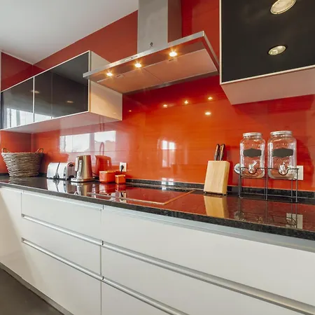 Pool & Cinema By Vacationy Villa Porto