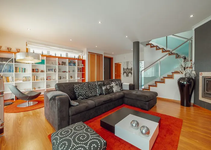 Pool & Cinema By Vacationy Villa Porto